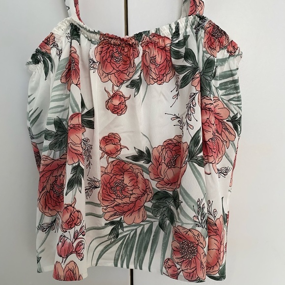 NEW La Vie En Rose Pink White and Green Floral Tank Top With Removable Straps S - Picture 2 of 9